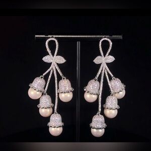 Sparkling pink floral earrings